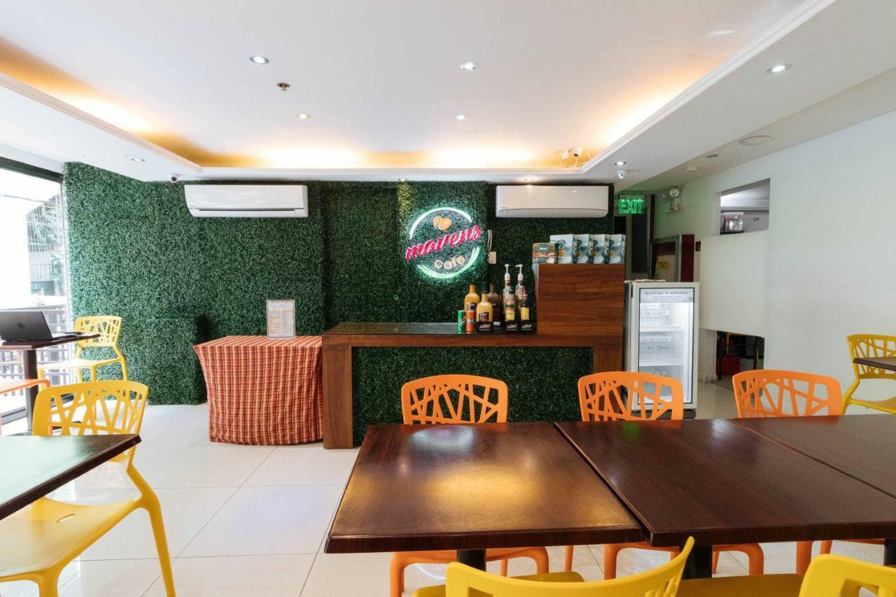 Reddoorz Plus @ Poblacion Makati Makati City Bagian luar foto
